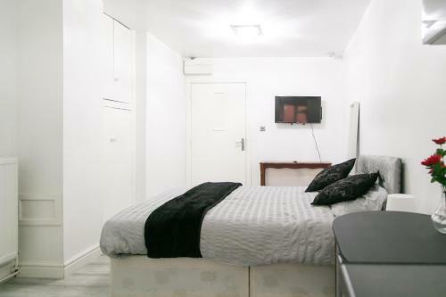 Cheetham Hills Apartments