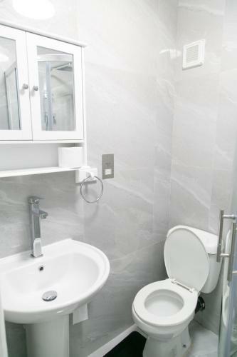 Cheetham Hills Apartments