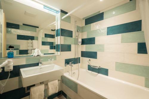 Hostal Hotel Alpenblick M�rren