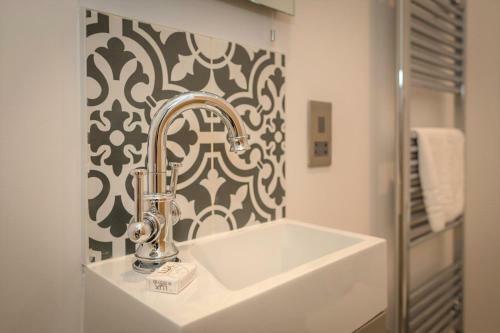 Apartamento Ravelston Grange - Stylish, Spacious Garden Flat