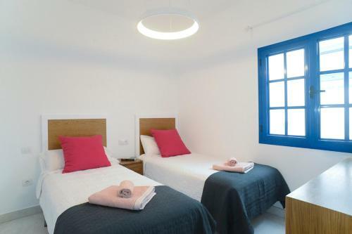 Luxury Apartment El Pueblo Famara