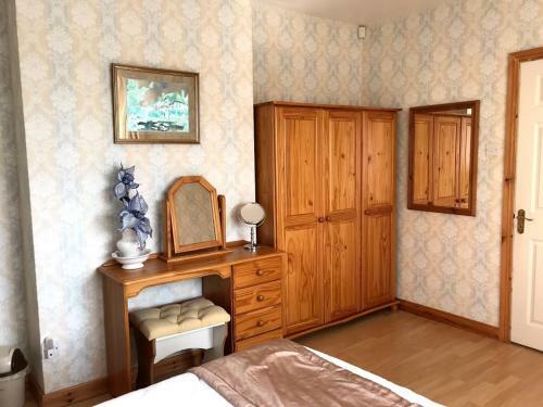 Granny's Irish Cottage
