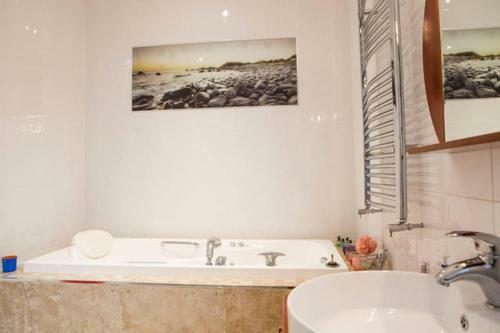 Bed & Breakfast Arvalee Retreat With Outdoor Hottub