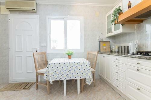 Spacious 3-bedroom Villa With Private Pool In Benigembla, Spain.