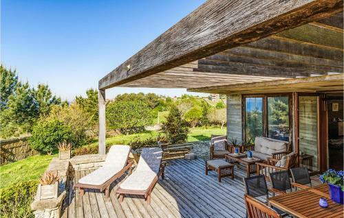Nice Home In Noalla With Wifi And 3 Bedrooms