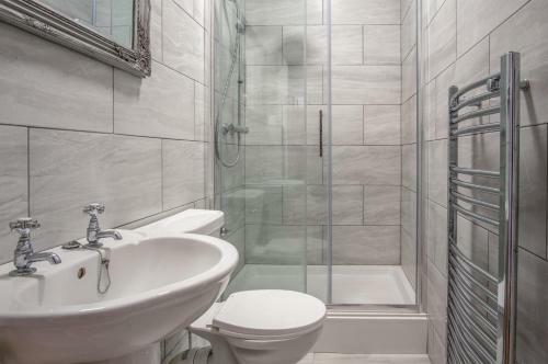 Penally Manor - Luxurious Manor House - Tenby
