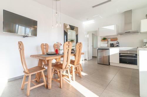 Villa Harmon�a En Palma Piscina/mar/playa