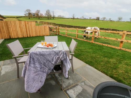 Ingleborough Lodge