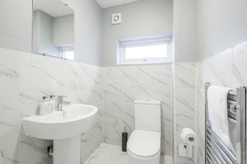 Apartamento Attractive And Spacious 3 Bed House In Grays Lakeside