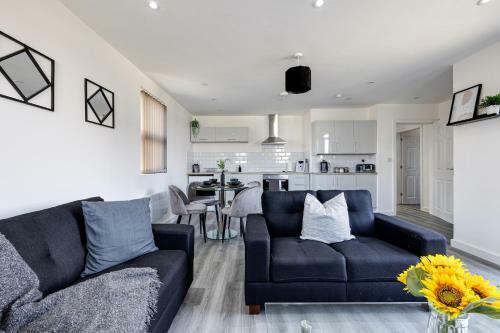 Modern & Refurbished 2/bed Apartment In Stockport