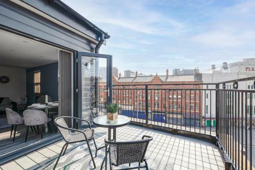 Modern & Refurbished 2/bed Apartment In Stockport