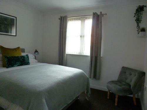 Sun Gardens Luxe 2 Bed 2 Bath Apartment