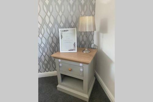 Silver Stag, Large 2 Bedroom Apartment With Designated Parking