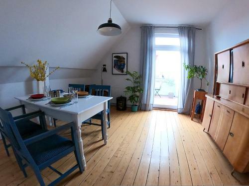 Apartamento Zentrale Gro�e Ferienwohnung -94qm- Oldenburg
