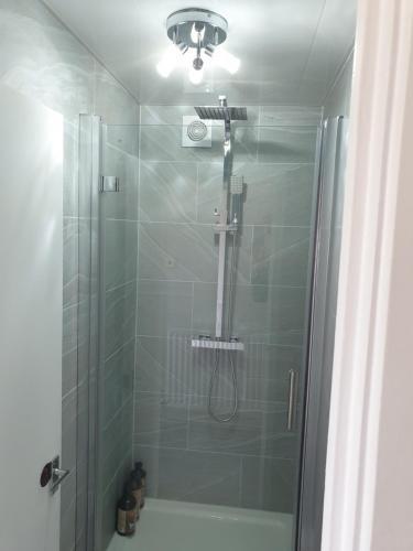 Washingtons Diamond 3 Bedroom House Sleeps 6