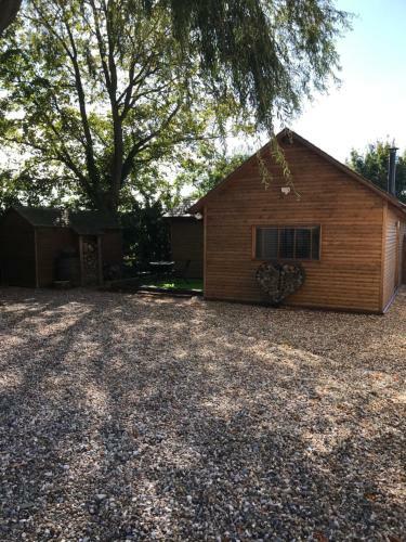 Wits End Log Cabin