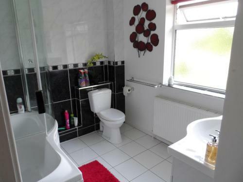 Hostal Mayfields Guest House