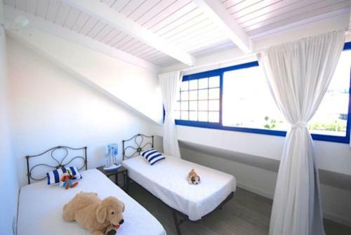 Fabulous Bungalow , Wifi, Swimming Pool And Beach