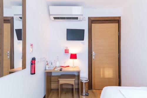 Brick Lane Hotel