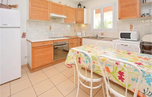 Holiday Home Pignan Gh-1268
