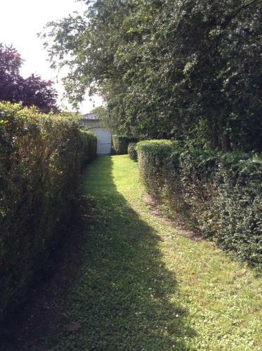 Bed & Breakfast Logis De Guitres - Chambres D'hotes