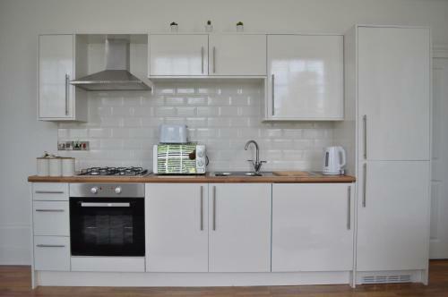 Apartment 4 Hamilton Square