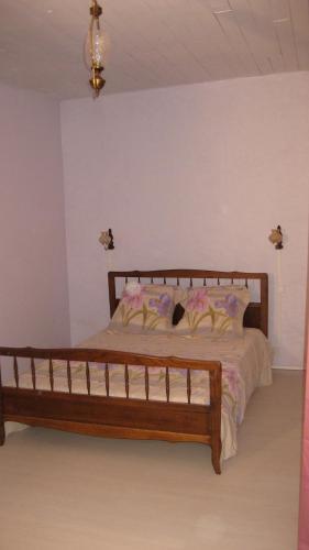 Hostal Chambres, Table D'h�tes Et Gites Les Mesanges