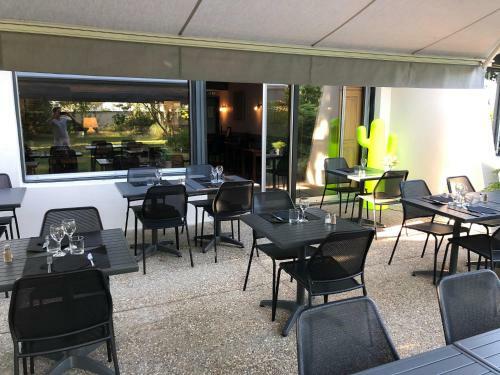Hotel Logis H�tel L'abricotine