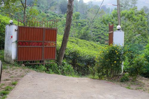 Home Hostel Ella
