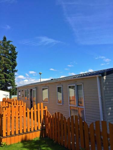 32 Dayven Lodge