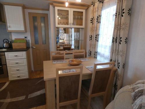 Crossbill Chalet
