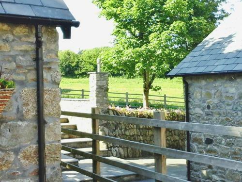 Tremodrett House Barn