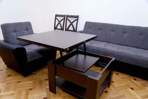 Sunny Apartment On Sayat-nova Avenue & Tours