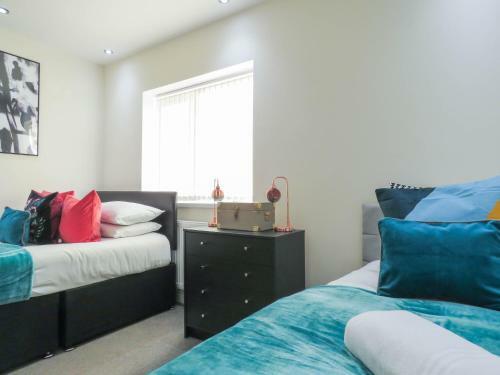 Tudors Esuites Four Bedroom House