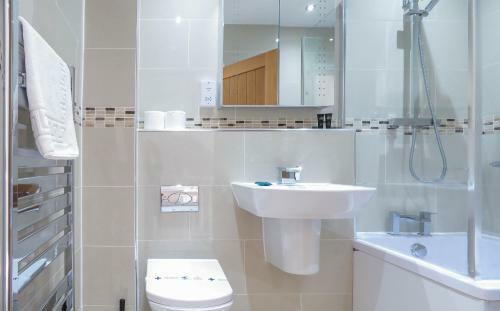 Tudors Esuites Four Bedroom House