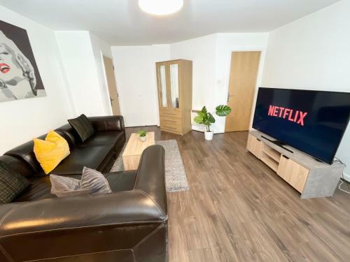 Haus Apartments 7 Single Beds & Secure Parking