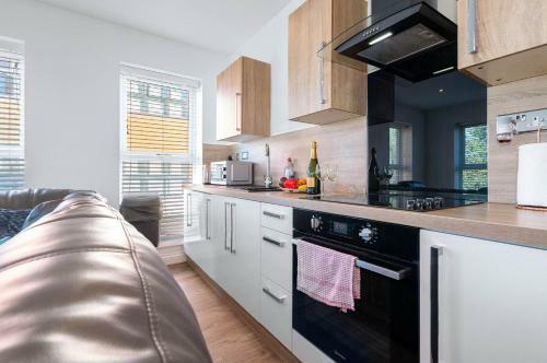 Haus Apartments Spacious 2 Bedroom & Parking
