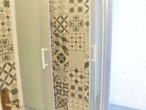 Apartamento Studio Le Grau D'agde, 1 Pi�ce, 4 Personnes - Fr-1-249-362