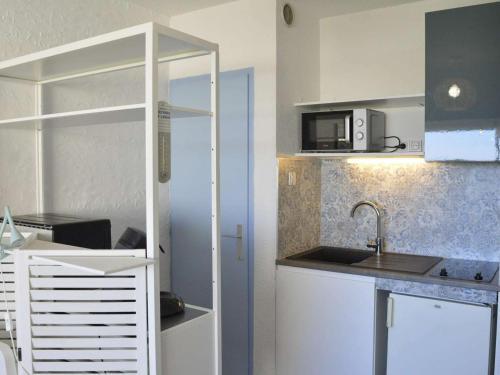 Apartamento Studio Le Grau D'agde, 1 Pi�ce, 4 Personnes - Fr-1-249-362