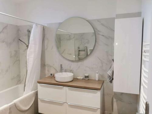 Villa Agde, 4 Pi�ces, 6 Personnes - Fr-1-423-246