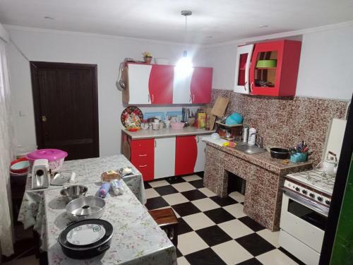 Hostal Grituna House