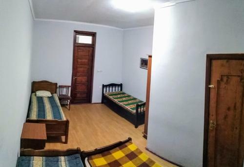 Hostal Grituna House