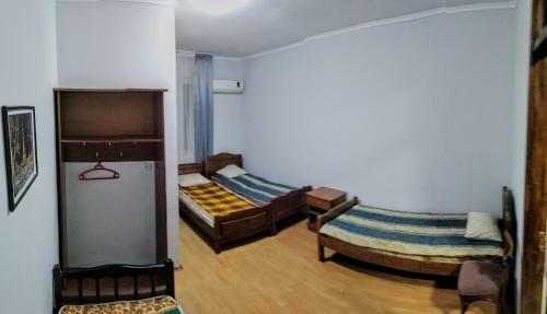 Hostal Grituna House