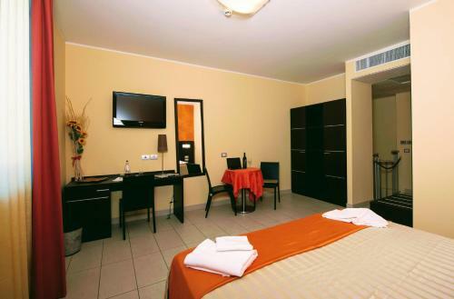 Hotel Letizi�