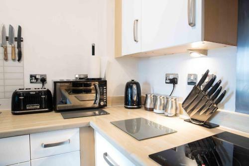 The Ivy . Contemporary Apart . Ideal For Long Stay