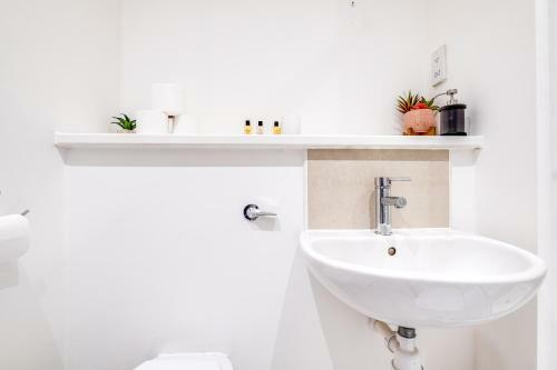 Apartamento Central Bhx-contractor-long Stay-parking-netflix-balcony