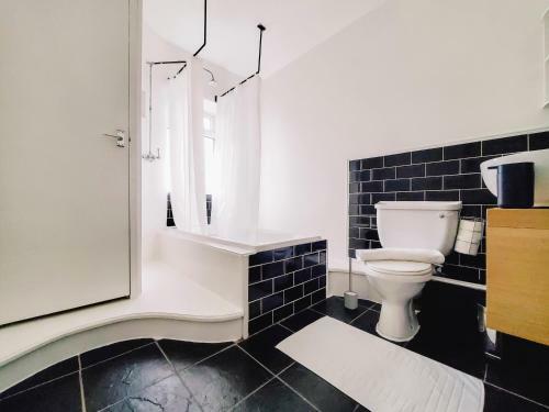 ?cosy Home? Near Nec, Bhx, Bullring & Solihull