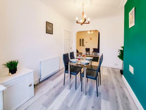 ?cosy Home? Near Nec, Bhx, Bullring & Solihull