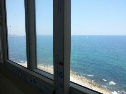 Golden Jewel Apartment Hotel - Stanley