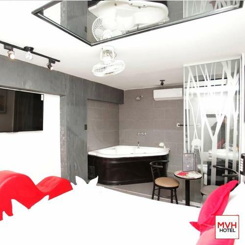 Mvh Hotel
